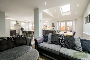 Photo 10- click for photo gallery